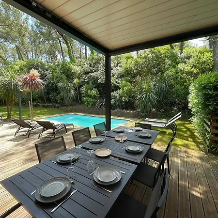Villa Spacieuse, Haut De Gamme, Avec Piscine Chauffee, Proche Plage & Jardin Arbore - Fr-1-413-244 *